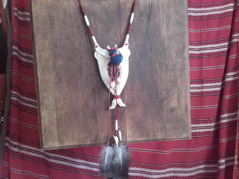 náhrdelník amulet na krk srnčí čelisti