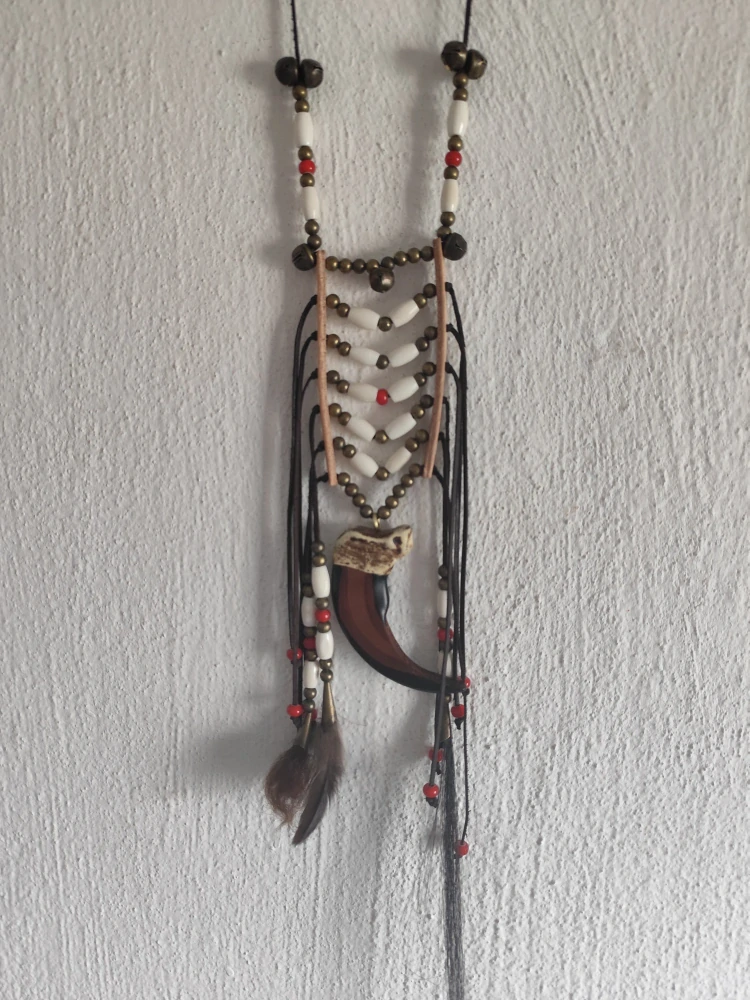 amulet na krk medvědí dráp
