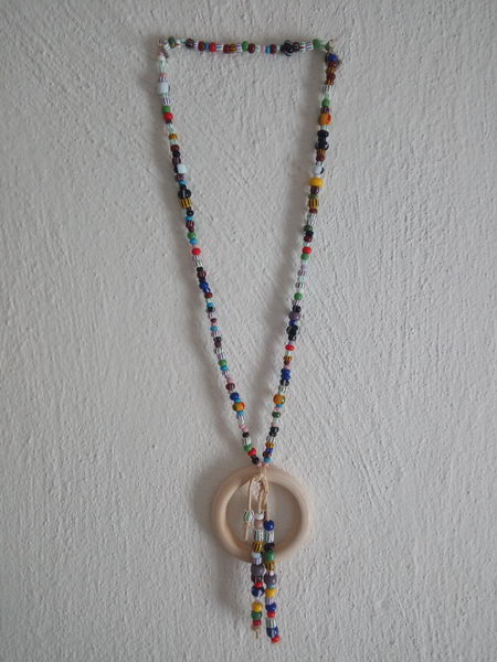 amulet na krk korálková směs, kruh